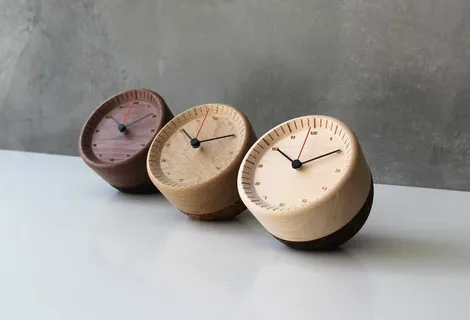 Modern Table Clocks