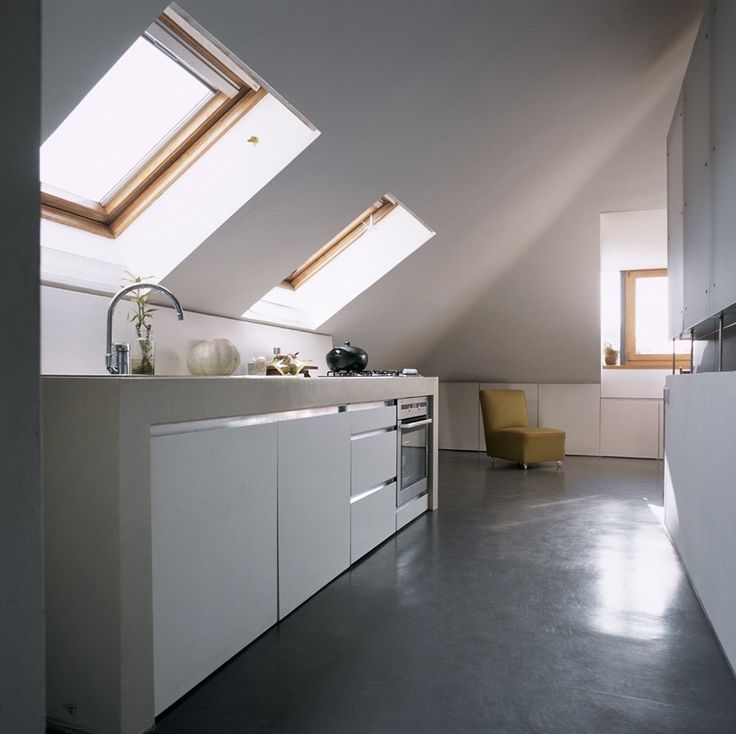 Attic – Sky-Lit Studio Loft