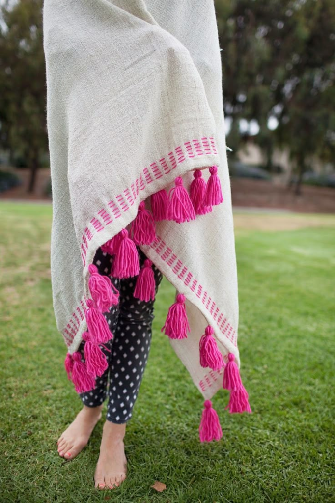 DIY Tassel Throw Blanket