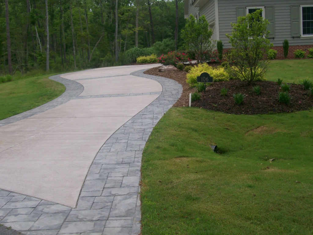 Simple Driveway Border Landscaping