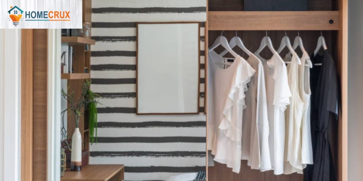 How to Maximize Closet Space